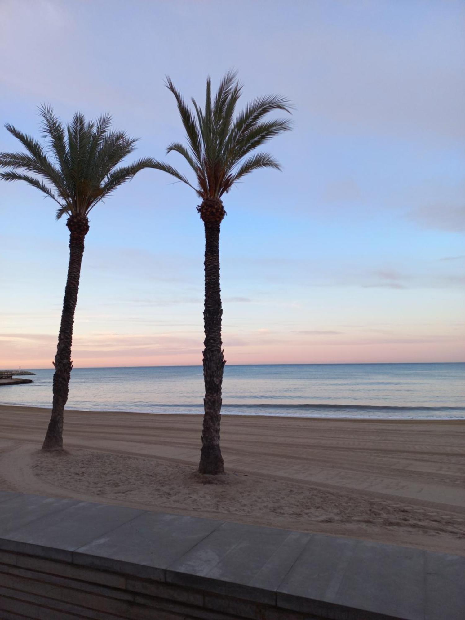 La Remera Playa Alicante Luaran gambar